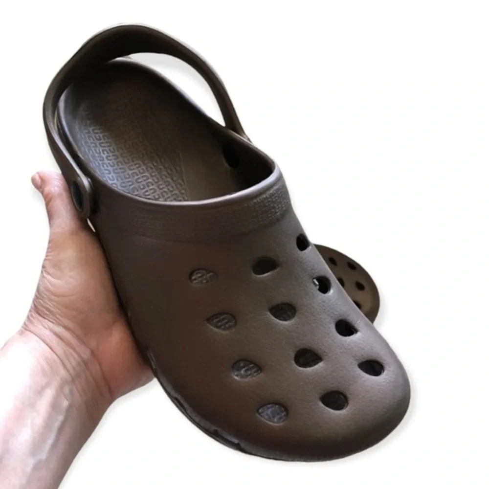 CNY Shoes Mens Size‎ 6 Womens Size 8 Brown Slip On